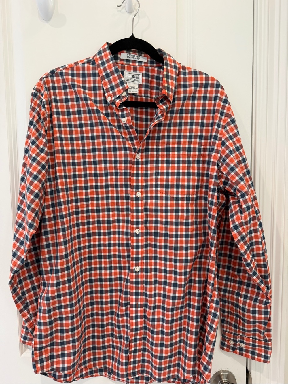 LL Bean Men Plaid Button Down Shirt in Red Navy White